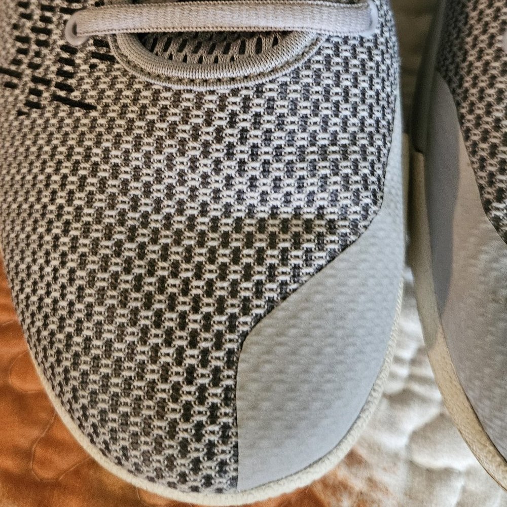 Nike Men Kyrie Flytrap II Zoom Cushioning Basketball Shoe AO4436 003 Size 9.5